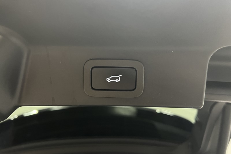 2021 (21) JAGUAR F-PACE 3.0 P400 R-Dynamic SE 5dr Auto AWD 5744973