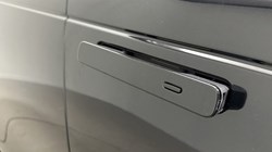 2023 (72) LAND ROVER RANGE ROVER VELAR 2.0 D200 R-Dynamic HSE 5dr Auto 5731963