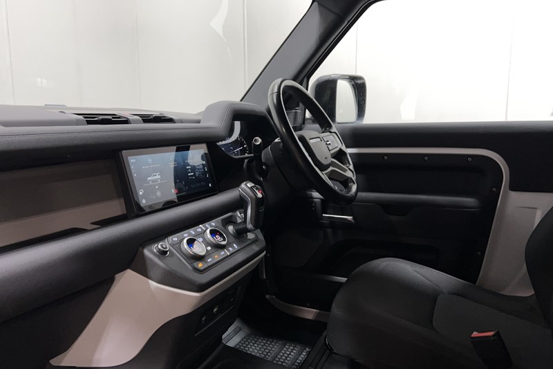 2022 (72) LAND ROVER COMMERCIAL DEFENDER 3.0 D250 Hard Top Auto 5751798