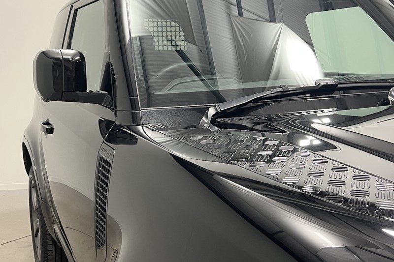 2024 (74) LAND ROVER COMMERCIAL DEFENDER 3.0 D350 Hard Top X-Dynamic HSE Auto 5745214