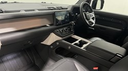 2024 (74) LAND ROVER COMMERCIAL DEFENDER 3.0 D350 Hard Top X-Dynamic HSE Auto 5745202