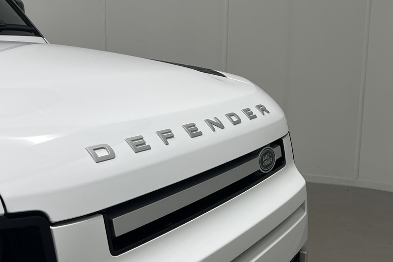 2025 (25) LAND ROVER COMMERCIAL DEFENDER 3.0 D250 Hard Top S Auto [3 Seat] 5745380