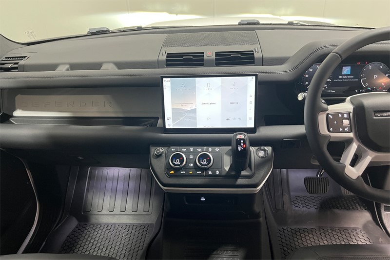 2025 (25) LAND ROVER COMMERCIAL DEFENDER 3.0 D250 Hard Top S Auto [3 Seat] 5745346
