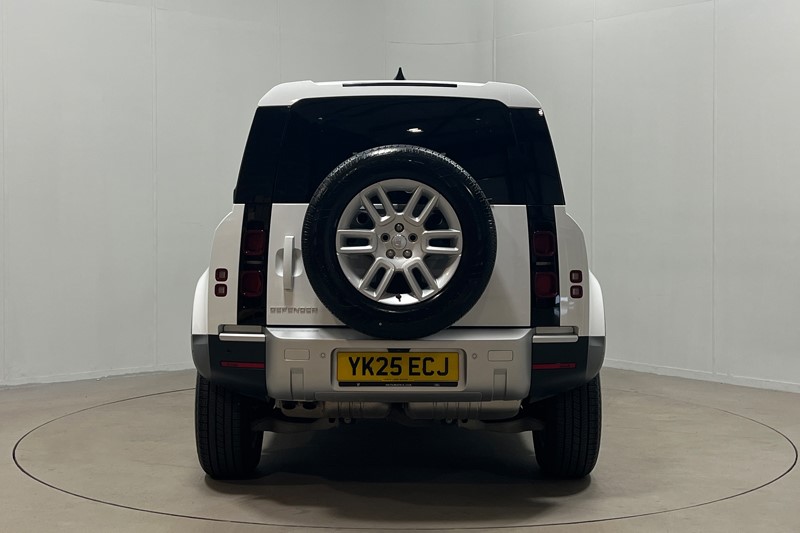 2025 (25) LAND ROVER COMMERCIAL DEFENDER 3.0 D250 Hard Top S Auto [3 Seat] 5745343