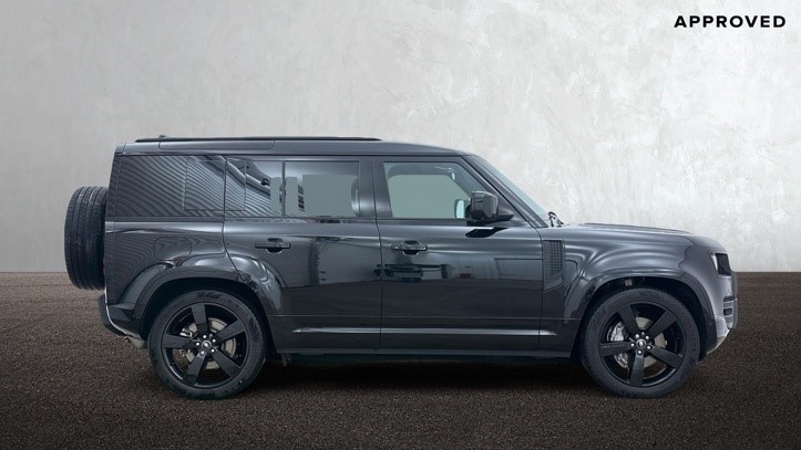 2025 (25) LAND ROVER DEFENDER 2.0 P300e X-Dynamic HSE 110 5dr Auto 5737997