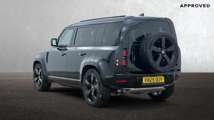 2025 (25) LAND ROVER DEFENDER 2.0 P300e X-Dynamic HSE 110 5dr Auto