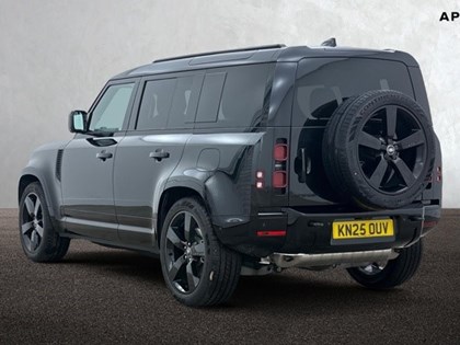 2025 (25) LAND ROVER DEFENDER 2.0 P300e X-Dynamic HSE 110 5dr Auto