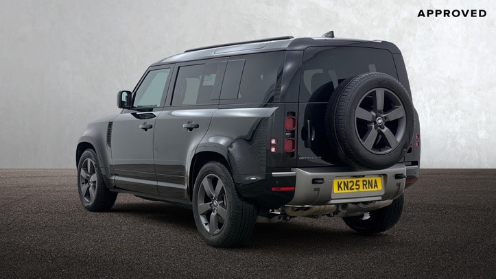 2025 (25) LAND ROVER DEFENDER 3.0 D350 X-Dynamic HSE 110 5dr Auto [7 Seat]