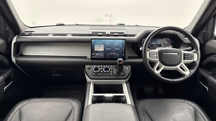2025 (25) LAND ROVER DEFENDER 3.0 D350 X-Dynamic HSE 110 5dr Auto [7 Seat] 5738400