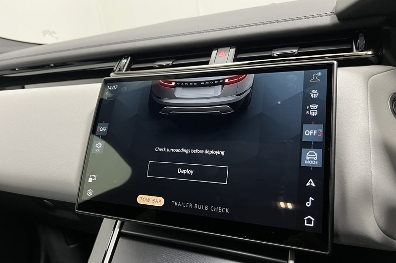 2025 (25) LAND ROVER RANGE ROVER VELAR 2.0 D200 MHEV Dynamic SE 5dr Auto 5806854