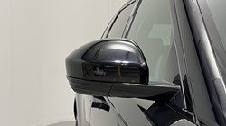 2025 (25) LAND ROVER RANGE ROVER VELAR 2.0 D200 MHEV Dynamic SE 5dr Auto 5806880