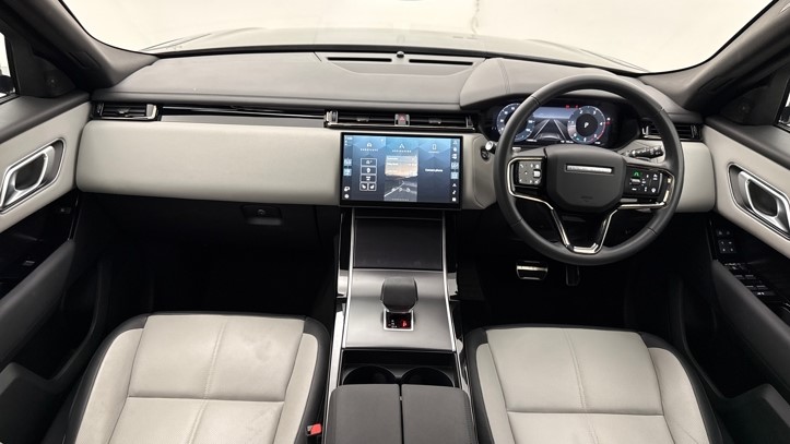 2025 (25) LAND ROVER RANGE ROVER VELAR 2.0 D200 MHEV Dynamic SE 5dr Auto 5738639