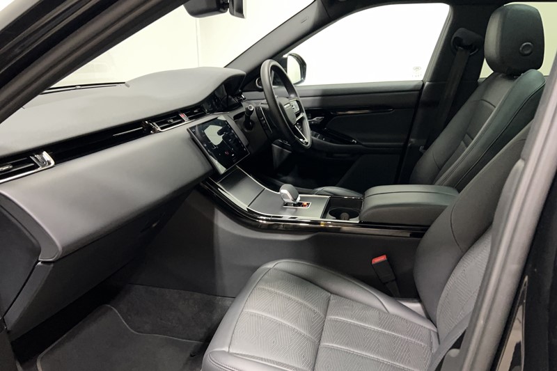 2024 (74) LAND ROVER RANGE ROVER EVOQUE 2.0 D200 Dynamic HSE 5dr Auto 5825317