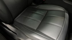 2024 (74) LAND ROVER RANGE ROVER EVOQUE 2.0 D200 Dynamic HSE 5dr Auto 5825302