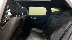 2024 (74) LAND ROVER RANGE ROVER VELAR 2.0 D200 MHEV Dynamic SE 5dr Auto 5824834