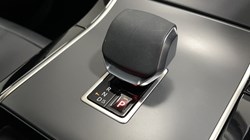 2024 (74) LAND ROVER RANGE ROVER VELAR 2.0 D200 MHEV Dynamic SE 5dr Auto 5824855