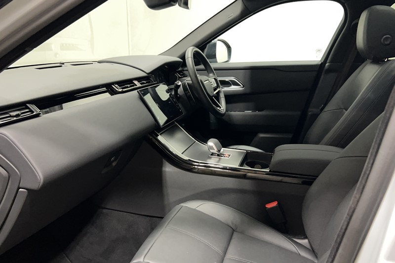 2024 (74) LAND ROVER RANGE ROVER VELAR 2.0 D200 MHEV Dynamic SE 5dr Auto 5824864
