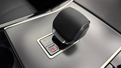 2024 (74) LAND ROVER RANGE ROVER VELAR 2.0 D200 MHEV Dynamic SE 5dr Auto 5741683