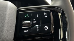 2024 (74) LAND ROVER RANGE ROVER VELAR 2.0 D200 MHEV Dynamic SE 5dr Auto 5824852