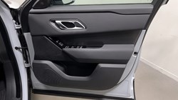 2024 (74) LAND ROVER RANGE ROVER VELAR 2.0 D200 MHEV Dynamic SE 5dr Auto 5824843
