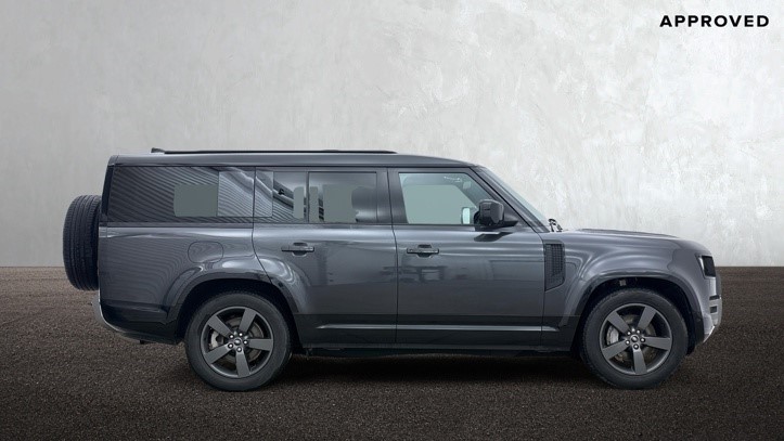 2024 (74) LAND ROVER DEFENDER 3.0 D350 X-Dynamic HSE 130 5dr Auto [8 Seat] 5742123