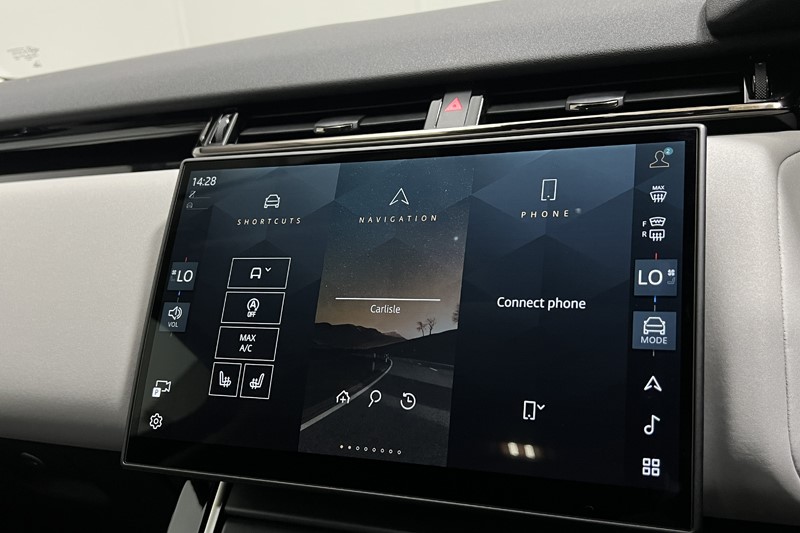 2025 (74) LAND ROVER RANGE ROVER VELAR 2.0 D200 MHEV Dynamic SE 5dr Auto 5829254