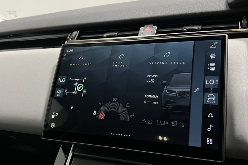 2025 (74) LAND ROVER RANGE ROVER VELAR 2.0 D200 MHEV Dynamic SE 5dr Auto 5829252