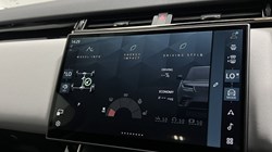 2025 (74) LAND ROVER RANGE ROVER VELAR 2.0 D200 MHEV Dynamic SE 5dr Auto 5829252
