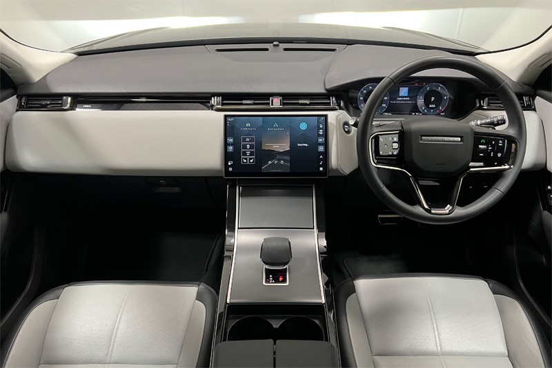2025 (74) LAND ROVER RANGE ROVER VELAR 2.0 D200 MHEV Dynamic SE 5dr Auto 5829244