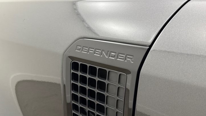 2025 (74) LAND ROVER DEFENDER 3.0 D250 X-Dynamic HSE 90 3dr Auto 5742223