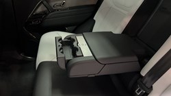 2025 (25) LAND ROVER RANGE ROVER SPORT 3.0 D300 Dynamic SE 5dr Auto 5801829
