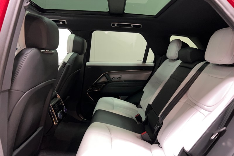 2025 (25) LAND ROVER RANGE ROVER SPORT 3.0 D300 Dynamic SE 5dr Auto 5801792