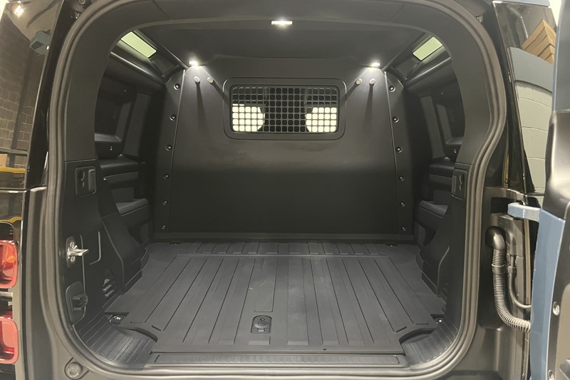 2024 (74) LAND ROVER COMMERCIAL DEFENDER 3.0 D250 Hard Top S Auto [3 Seat] 5744864