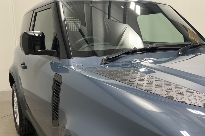 2024 (74) LAND ROVER COMMERCIAL DEFENDER 3.0 D250 Hard Top S Auto [3 Seat] 5744873