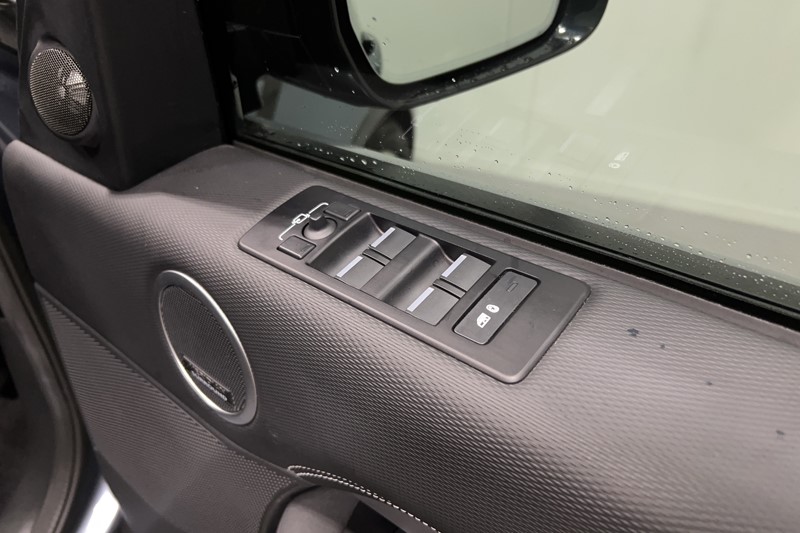 2023 (23) LAND ROVER DISCOVERY 3.0 D300 R-Dynamic HSE 5dr Auto 5769869