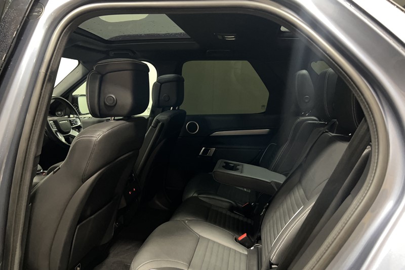 2023 (23) LAND ROVER DISCOVERY 3.0 D300 R-Dynamic HSE 5dr Auto 5769897