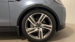 2023 (23) LAND ROVER DISCOVERY 3.0 D300 R-Dynamic HSE 5dr Auto 5769861