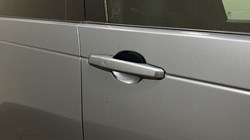 2023 (23) LAND ROVER DISCOVERY 3.0 D300 R-Dynamic HSE 5dr Auto 5769909