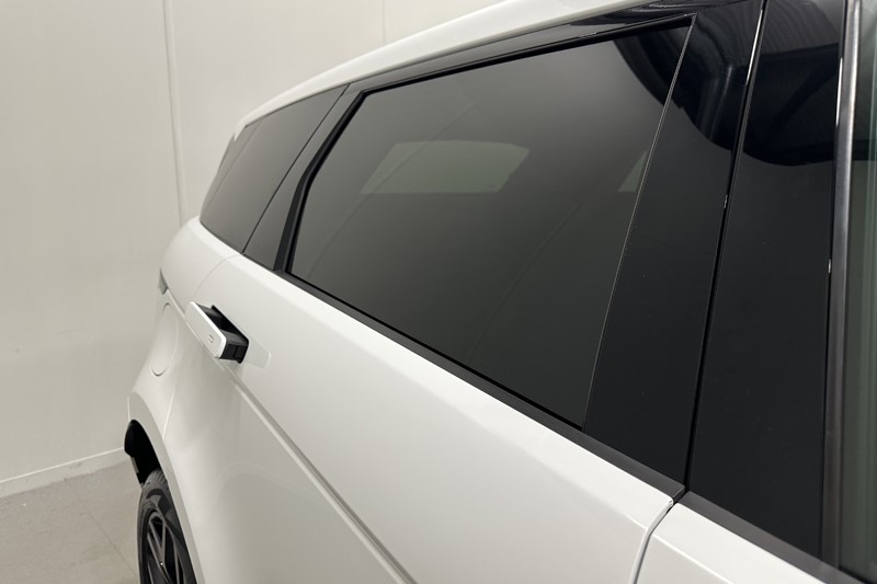 2022 (22) LAND ROVER RANGE ROVER EVOQUE 2.0 D200 R-Dynamic SE 5dr Auto 5755180