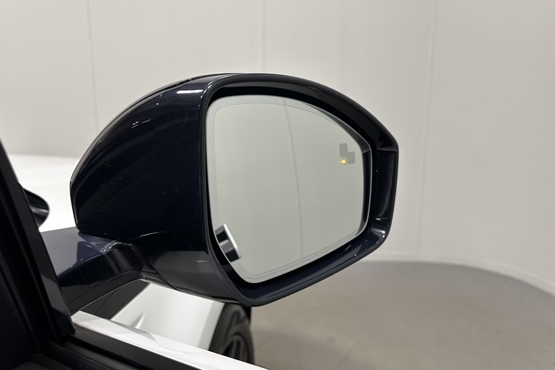 2022 (22) LAND ROVER RANGE ROVER EVOQUE 2.0 D200 R-Dynamic SE 5dr Auto 5755148