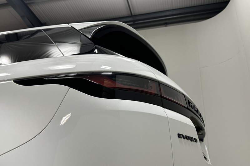 2022 (22) LAND ROVER RANGE ROVER EVOQUE 2.0 D200 R-Dynamic SE 5dr Auto 5755178