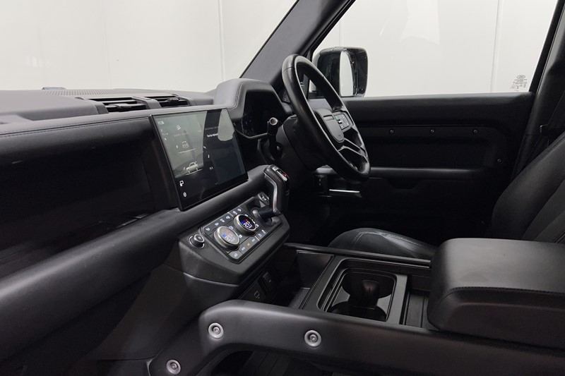 2023 (73) LAND ROVER COMMERCIAL DEFENDER 3.0 D300 Hard Top X-Dynamic HSE Auto 5771244
