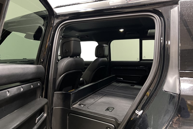 2023 (73) LAND ROVER COMMERCIAL DEFENDER 3.0 D300 Hard Top X-Dynamic HSE Auto 5771218