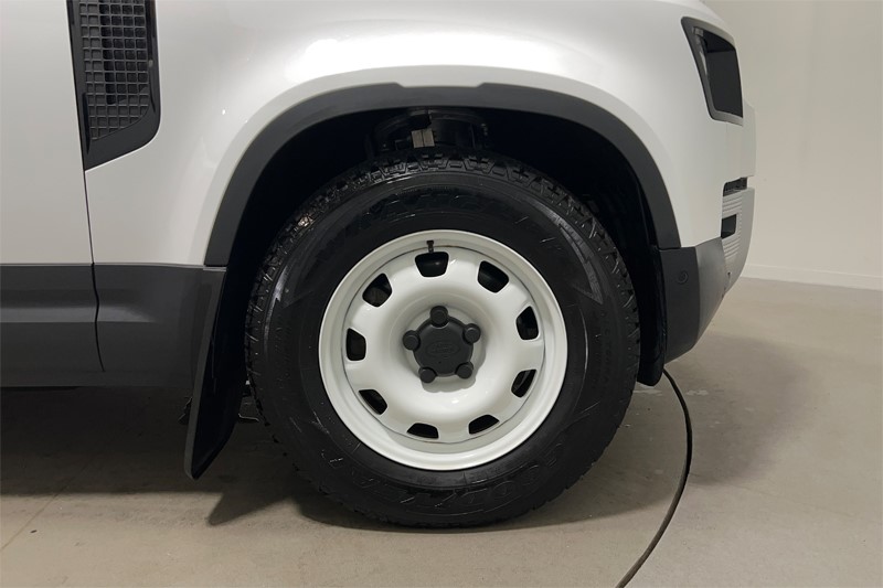 2024 (24) LAND ROVER COMMERCIAL DEFENDER 3.0 D250 Hard Top Auto [3 Seat] 5774306