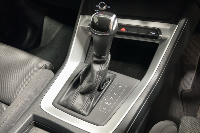 2021 (21) AUDI Q3 35 TFSI Sport 5dr S Tronic 5773270