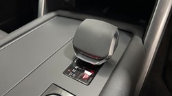2025 (25) LAND ROVER DISCOVERY 3.0 D350 Dynamic HSE 5dr Auto 5822803