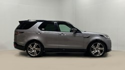 2022 (22) LAND ROVER DISCOVERY 3.0 D300 R-Dynamic HSE 5dr Auto 5778187