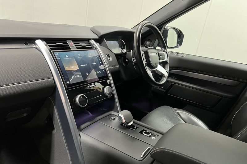 2022 (22) LAND ROVER DISCOVERY 3.0 D300 R-Dynamic HSE 5dr Auto 5778193