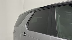 2022 (22) LAND ROVER DISCOVERY 3.0 D300 R-Dynamic HSE 5dr Auto 5778227