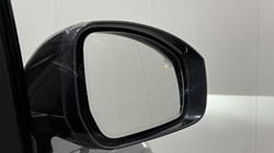 2022 (22) LAND ROVER DISCOVERY 3.0 D300 R-Dynamic HSE 5dr Auto 5778216